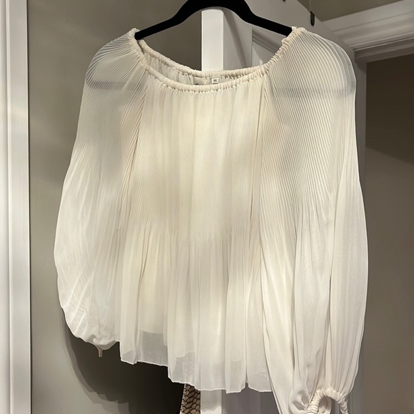 Aritzia shirt - Picture 1 of 1